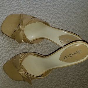 Sandal with heels